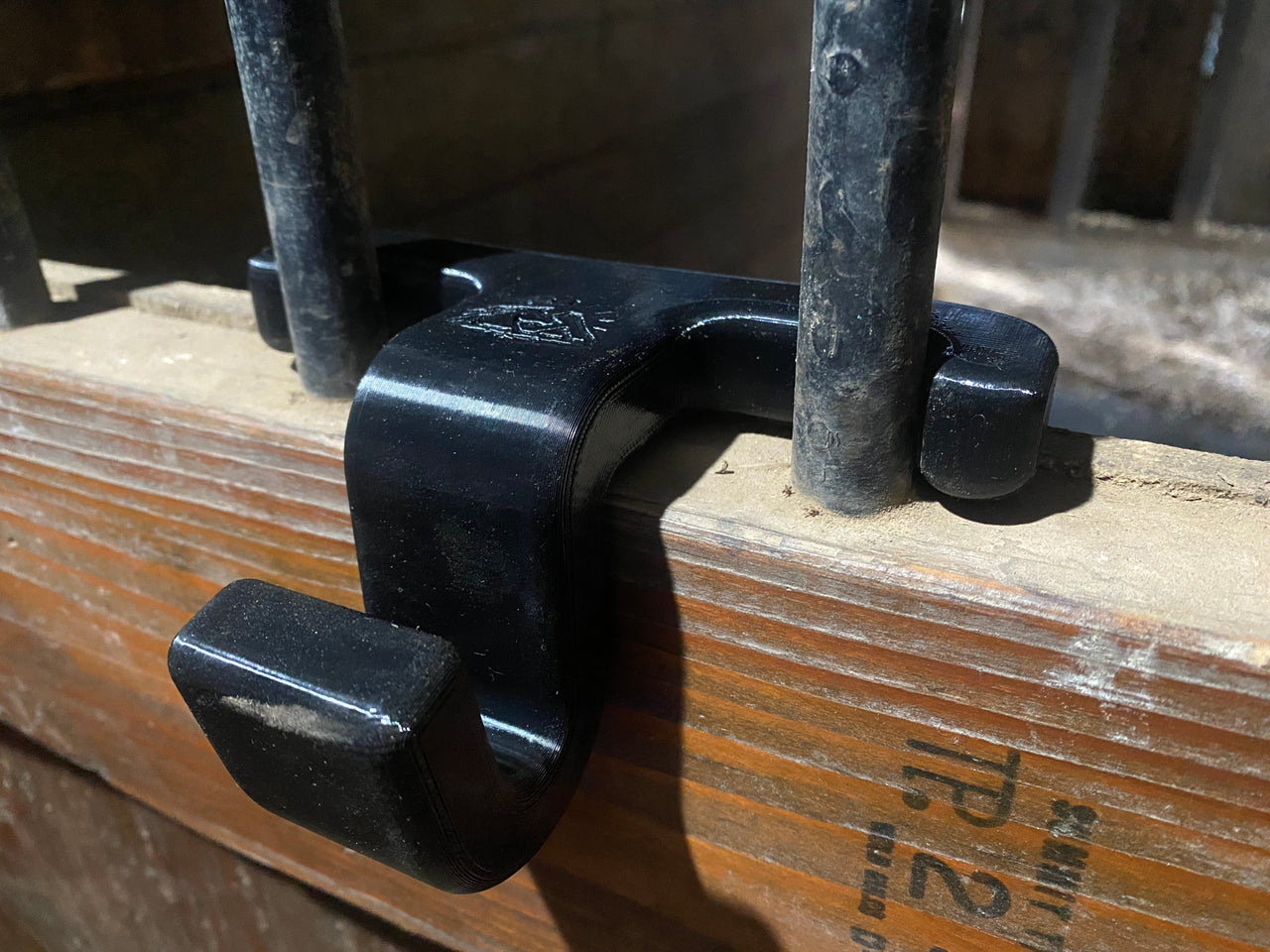 Instant Bucket Hook for Stall Bars